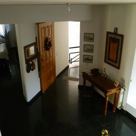 In Guest - Datacom House - The Sky Blue Guest house Nicosia